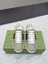 China Replica Gucci Women Shoes 105usd Only